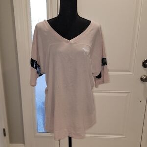 PINK Victoria's Secret Light Pink V-Neck Tee